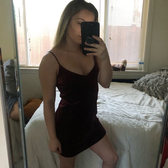 Abercrombie & Fitch Dresses & Skirts - Abercrombie Velvet Slip Dress
